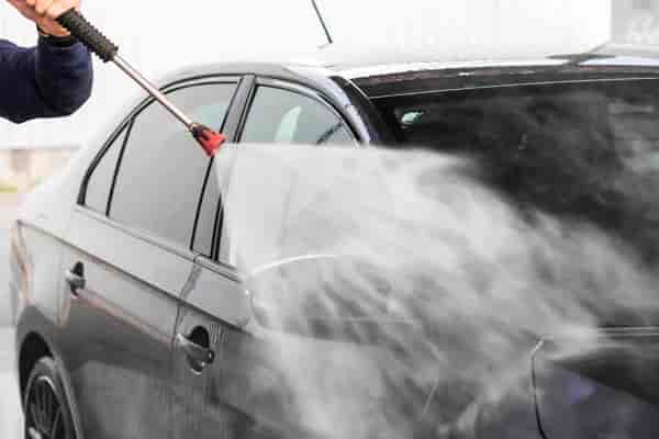 xịt nước áp lực cao