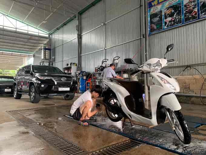 motorbike wash, rửa xe máy